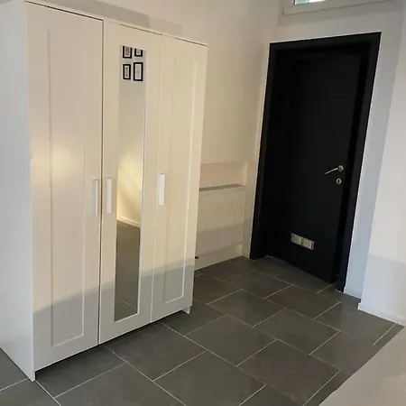 Apartament Station 171 Bruxelles-charleroi-airport